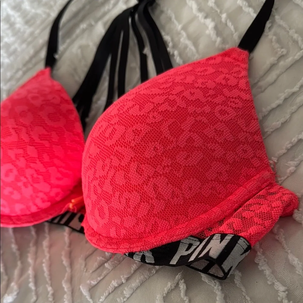 PINK Victoria's Secret Women's Neon Pink Lace Bra